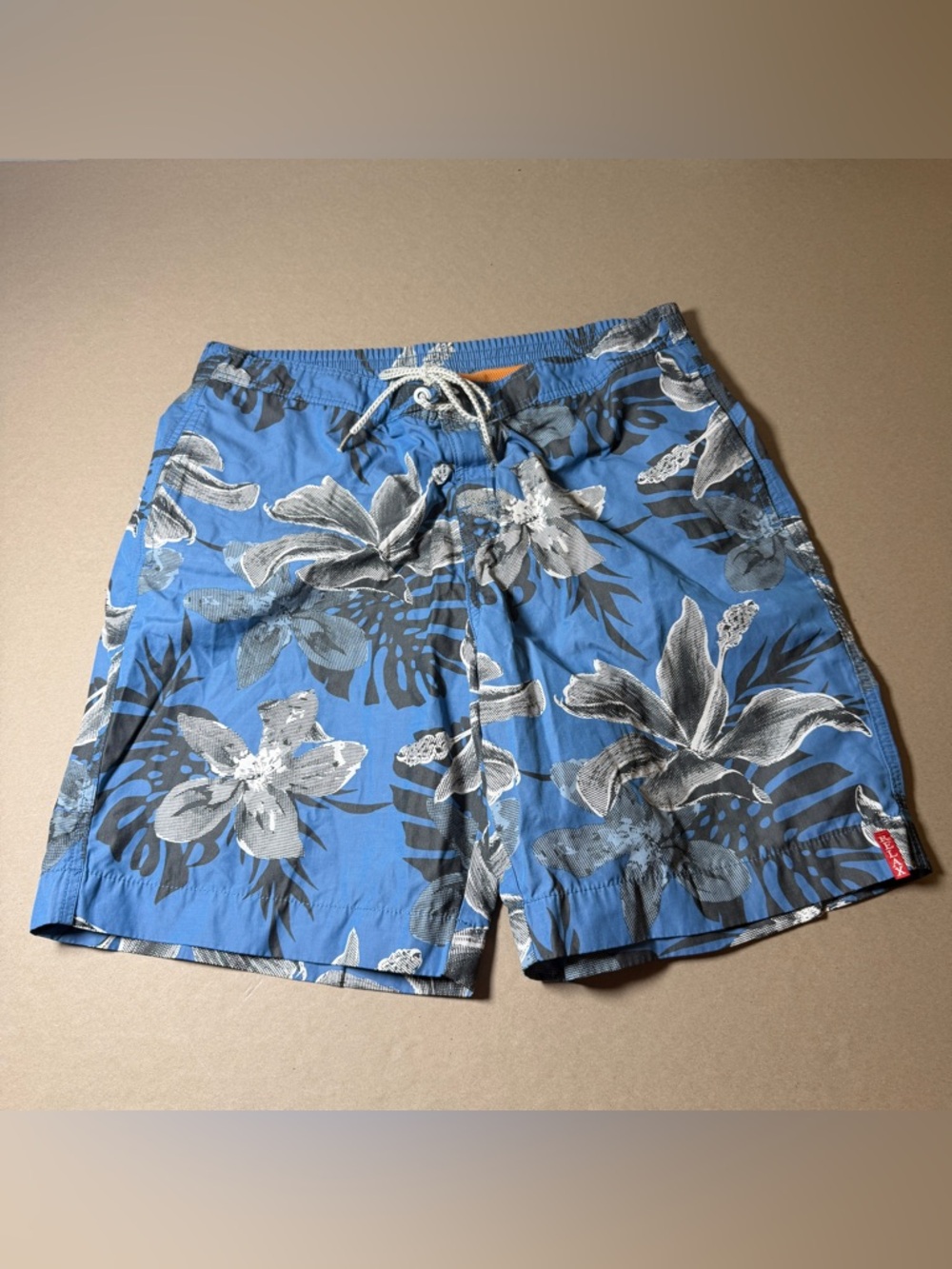 Tommy bahama RELAX Size Large Swim Trunks Men’s Shorts Resort Tropical Beach